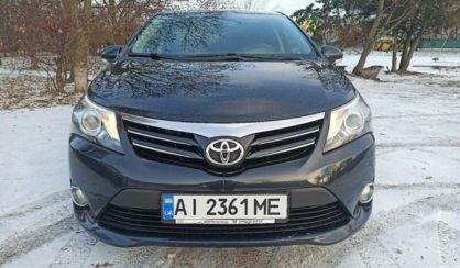 Toyota Avensis 2013