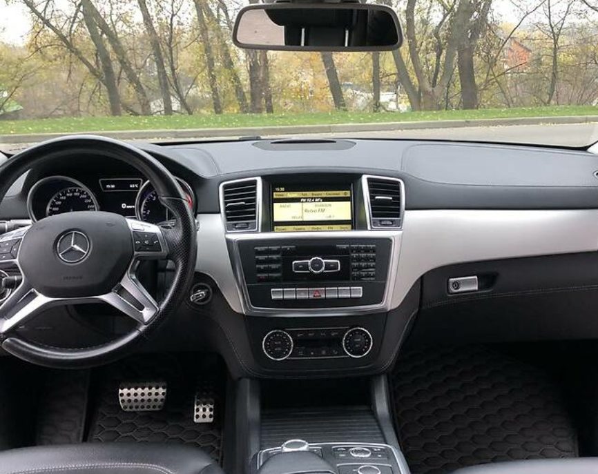 Mercedes-Benz ML 350 2011