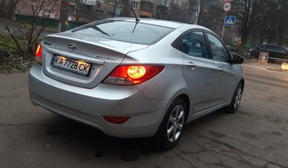 Hyundai Accent 2012