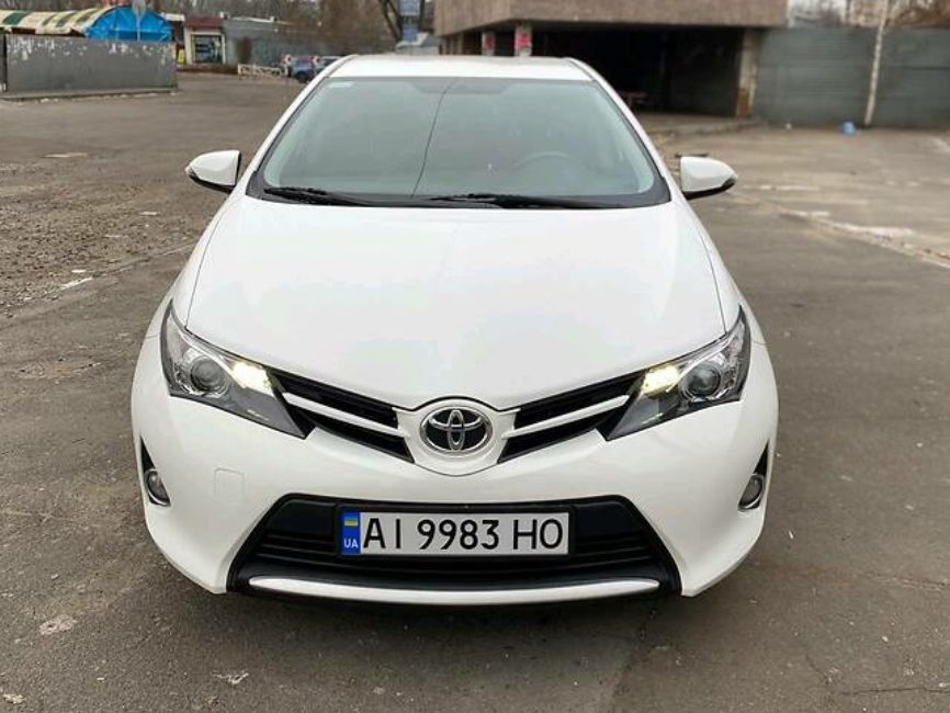 Toyota Auris 2013