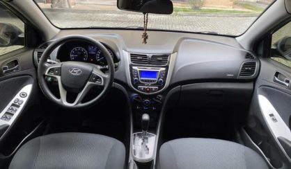 Hyundai Accent 2012