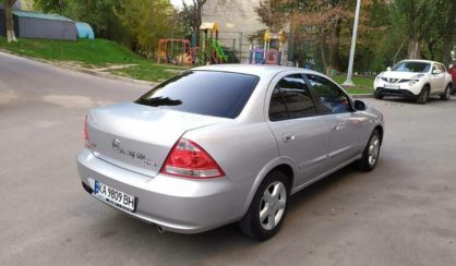 Nissan Almera 2011