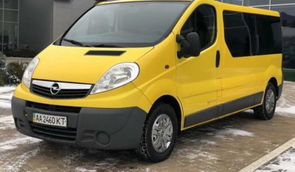 Opel Vivaro пасс. 2010