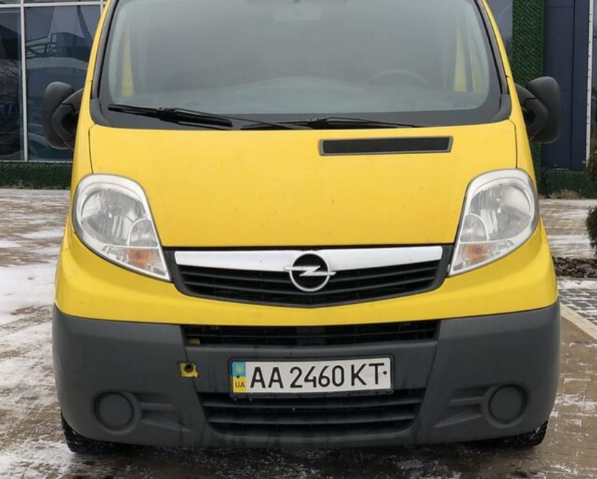 Opel Vivaro пасс. 2010