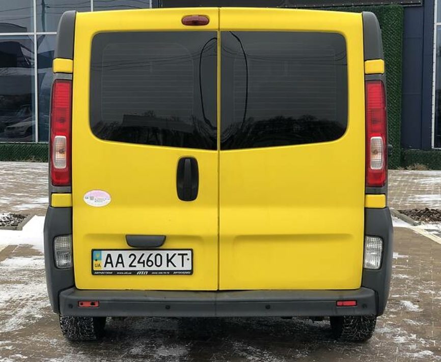 Opel Vivaro пасс. 2010