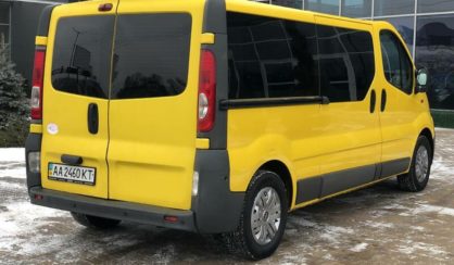 Opel Vivaro пасс. 2010