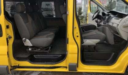 Opel Vivaro пасс. 2010