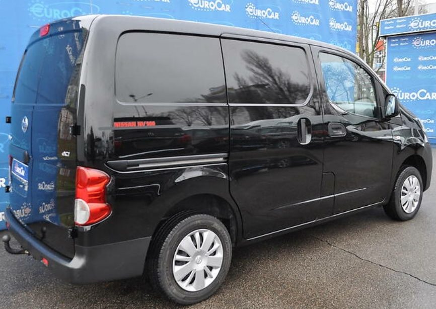 Nissan NV200 2016