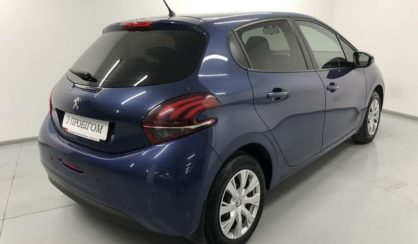 Peugeot 208 2015