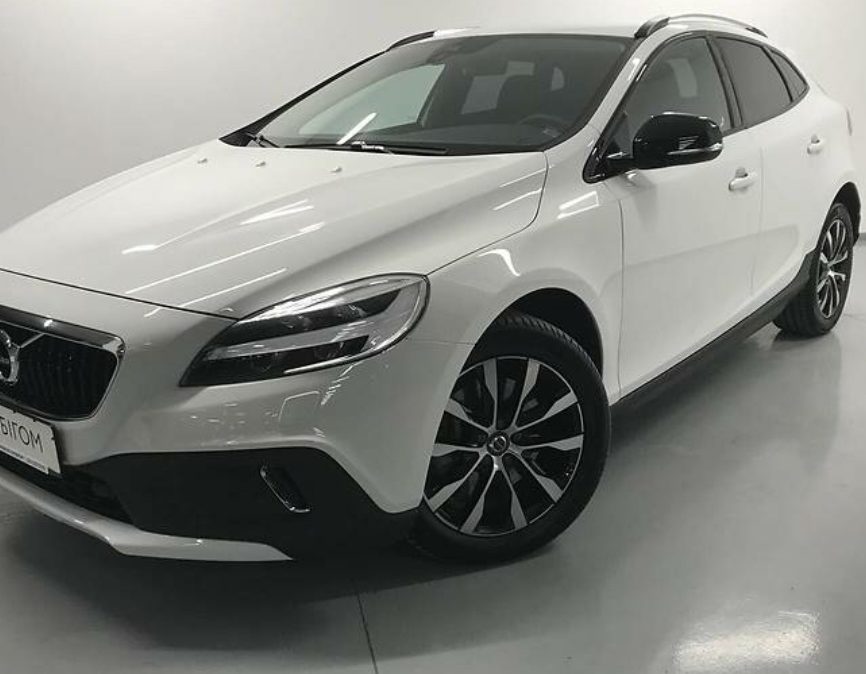 Volvo V40 2019