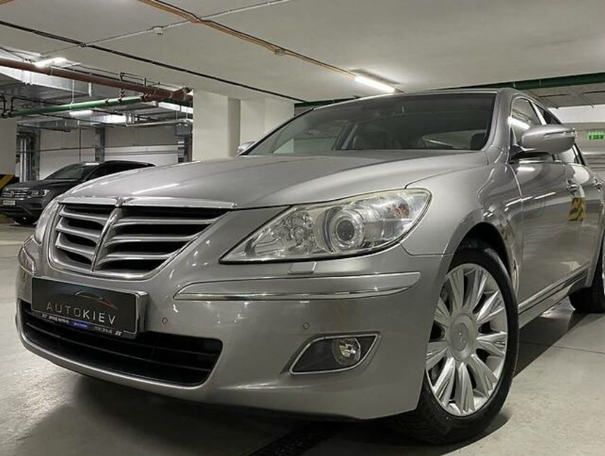 Hyundai Genesis 2008