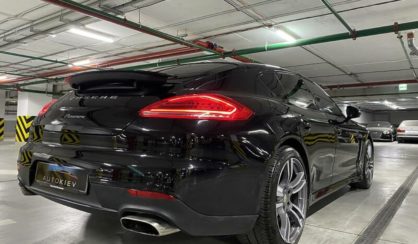 Porsche Panamera 2016