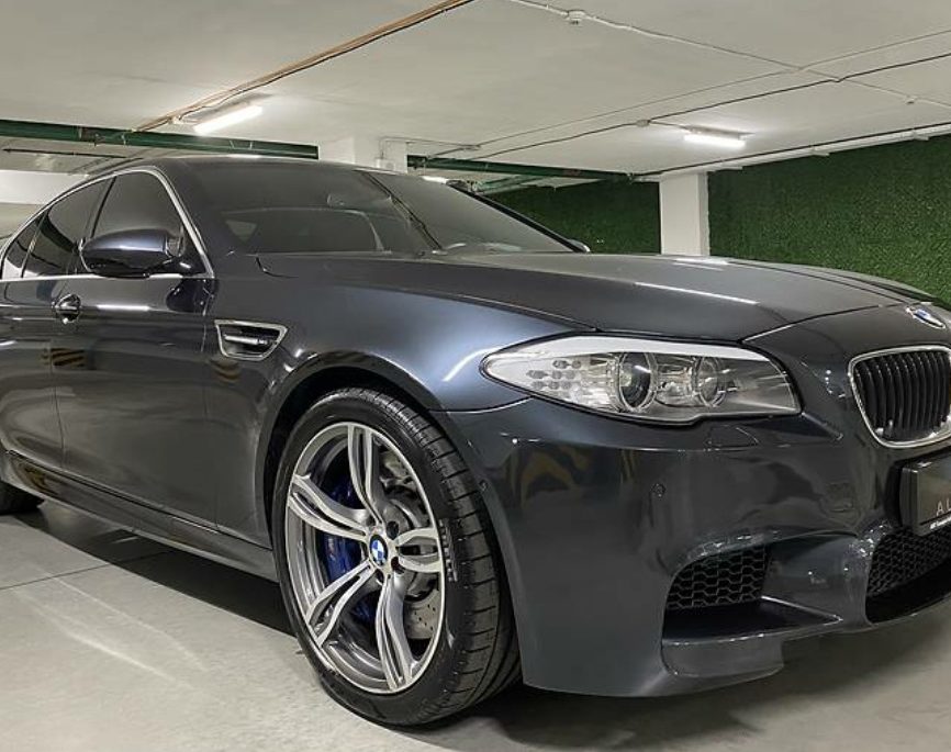 BMW M5 2012