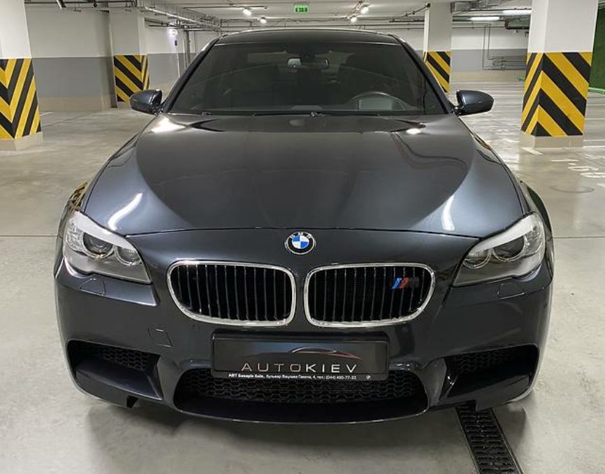 BMW M5 2012