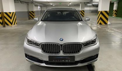 BMW 740 2016