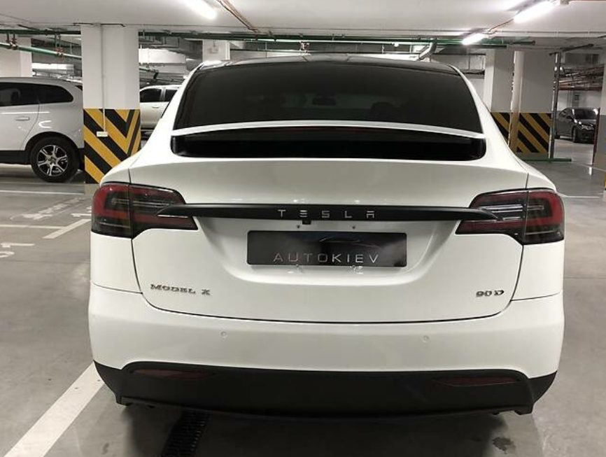 Tesla Model X 2016