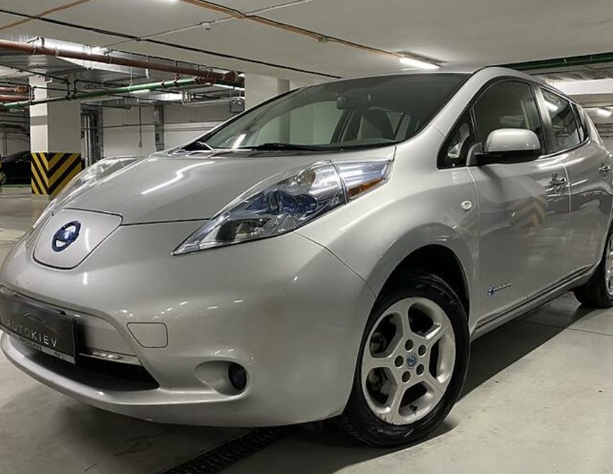 Nissan Leaf 2011