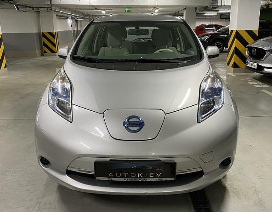 Nissan Leaf 2011