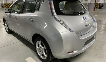 Nissan Leaf 2011