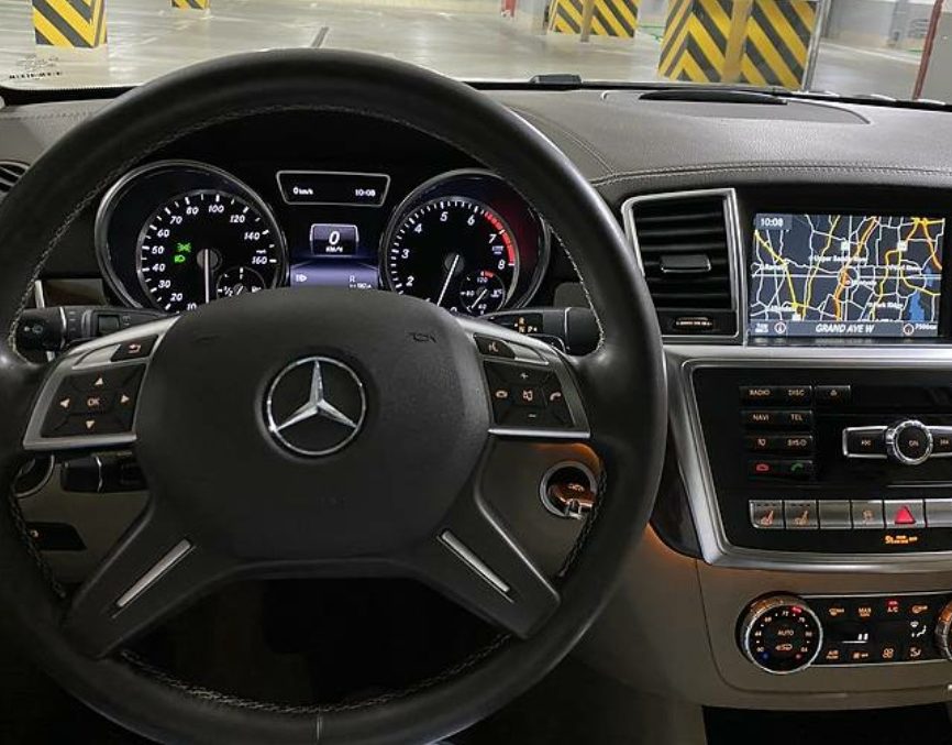 Mercedes-Benz GL 550 2014
