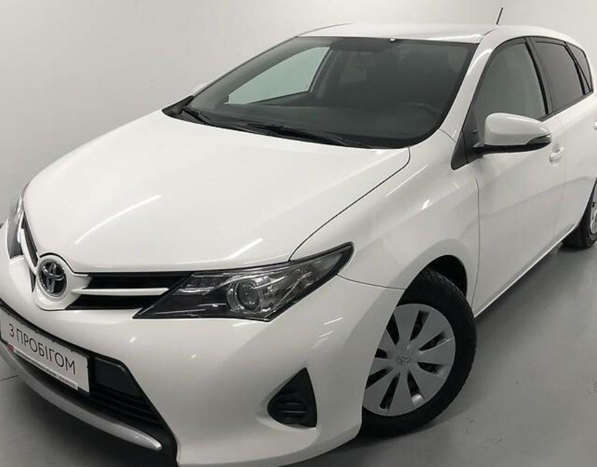 Toyota Auris 2013