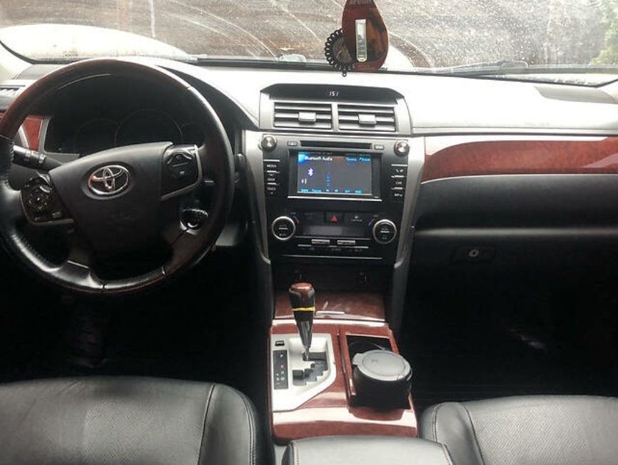 Toyota Camry 2011