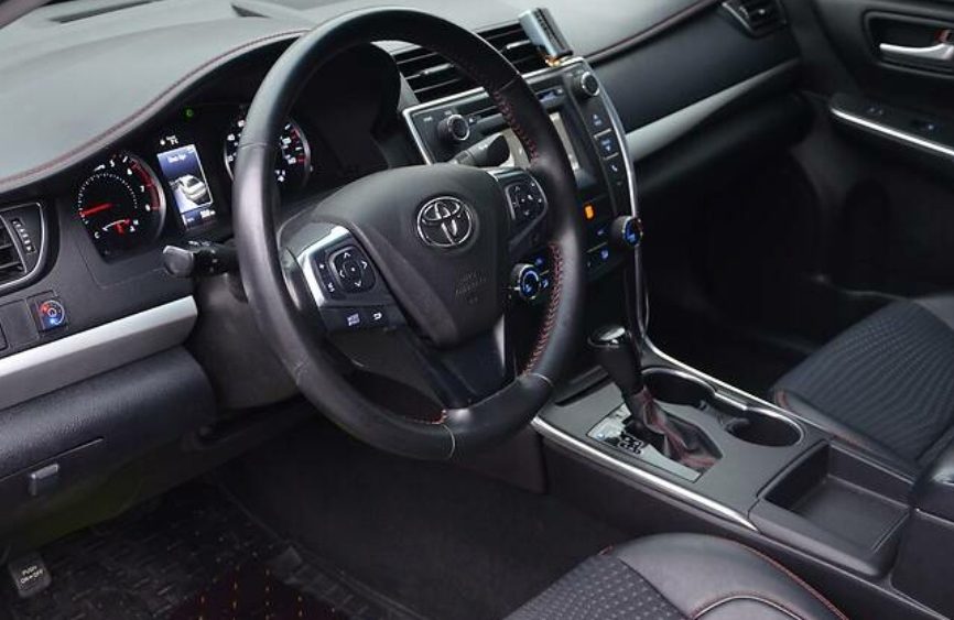 Toyota Camry 2015