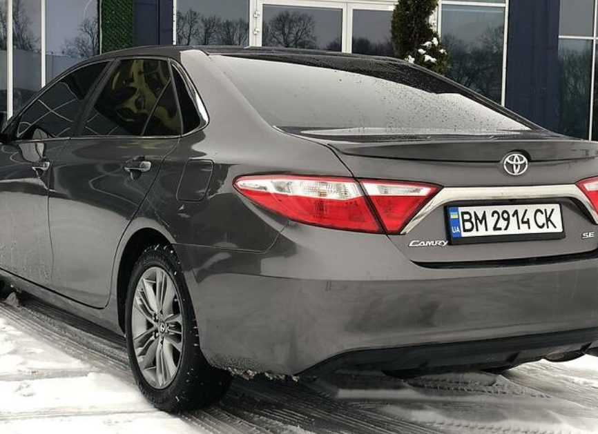 Toyota Camry 2016