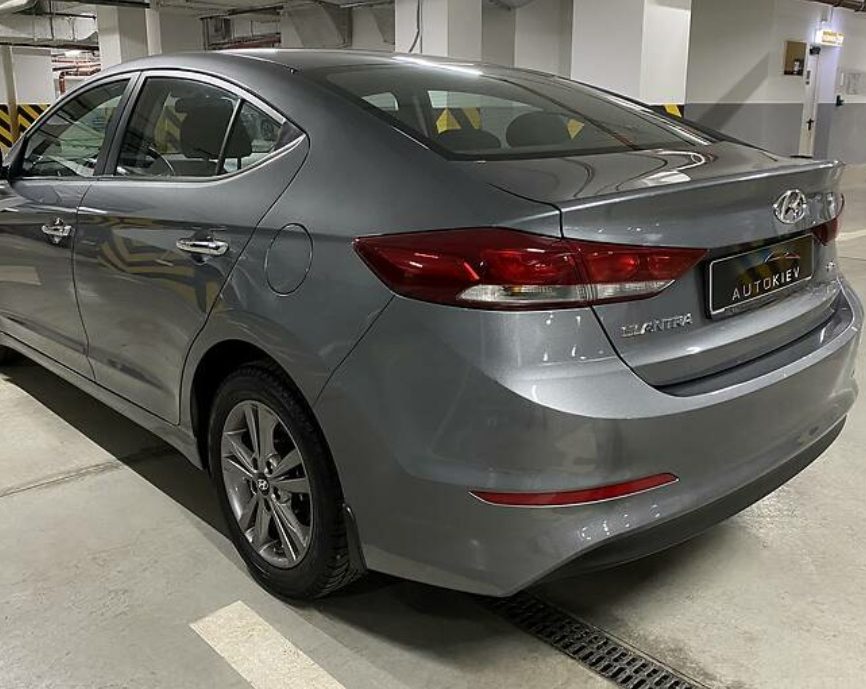 Hyundai Elantra 2018