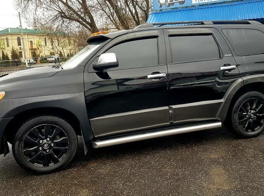 Toyota Sequoia 2008