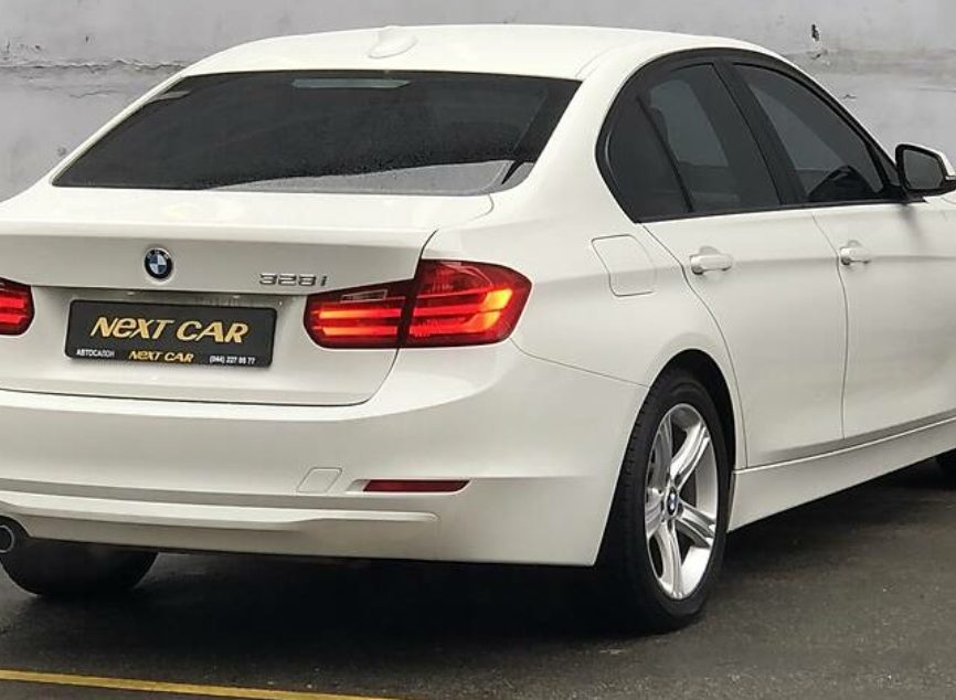 BMW 328 2015