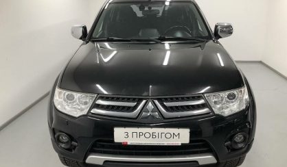 Mitsubishi Pajero 2013