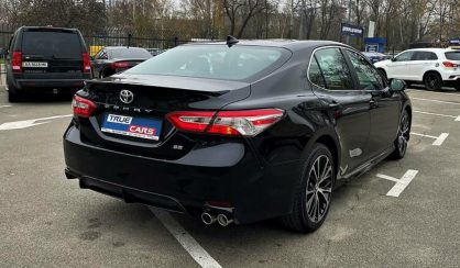 Toyota Camry 2019