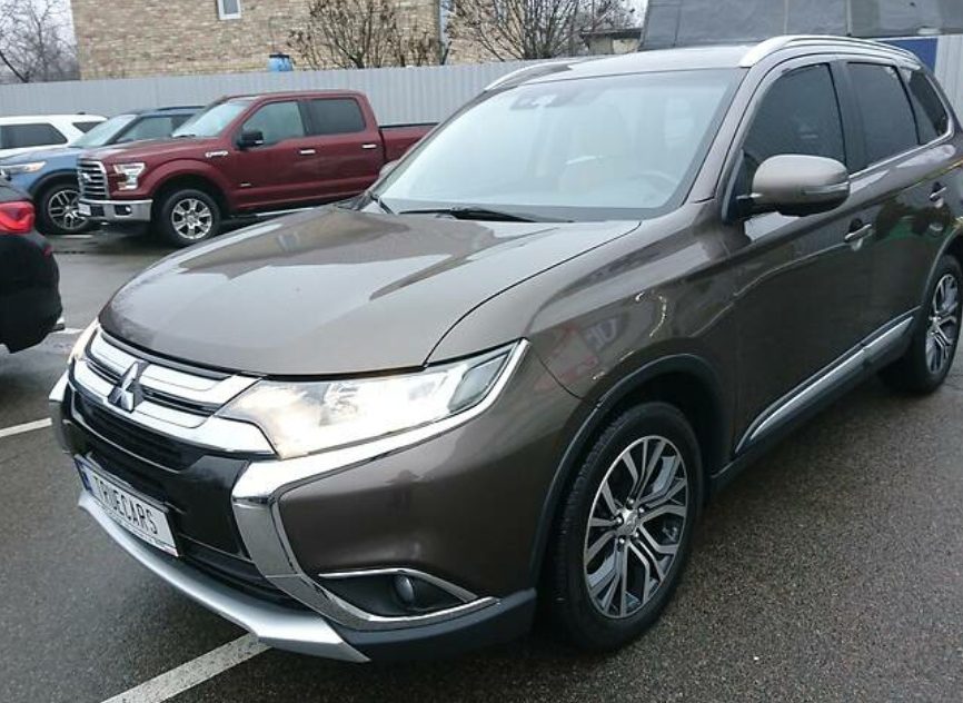 Mitsubishi Outlander 2018