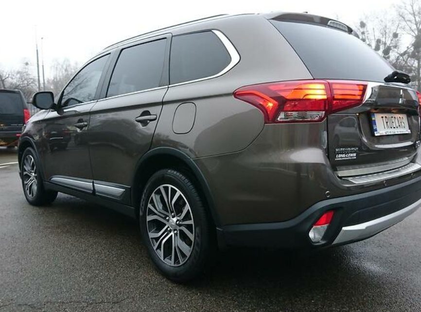 Mitsubishi Outlander 2018