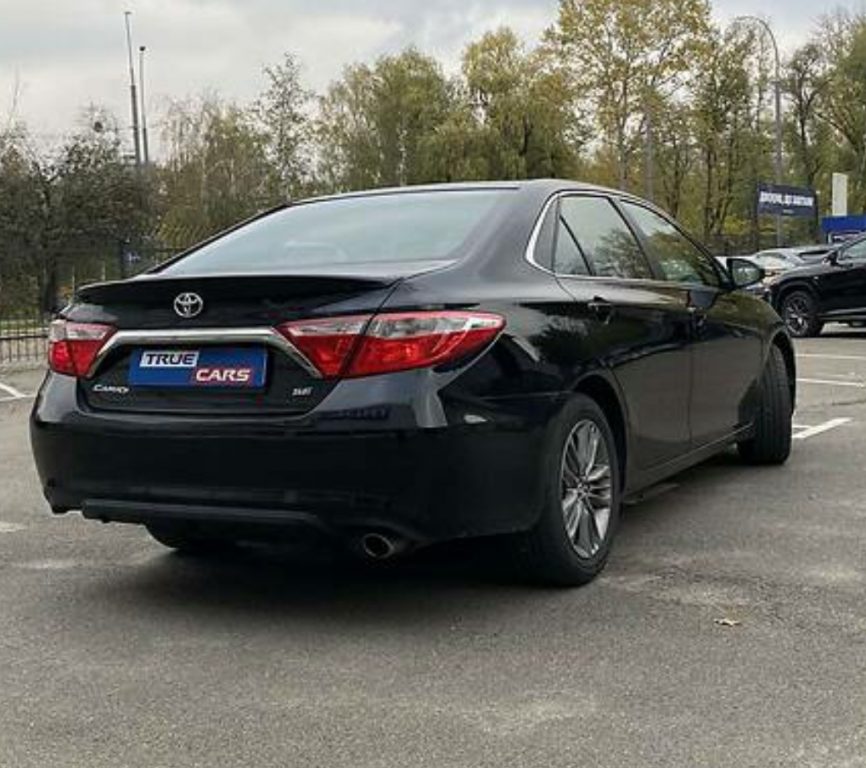 Toyota Camry 2016