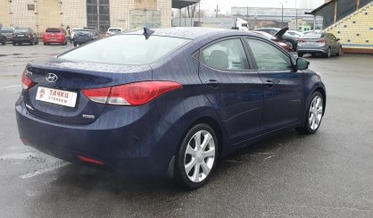 Hyundai Elantra 2012