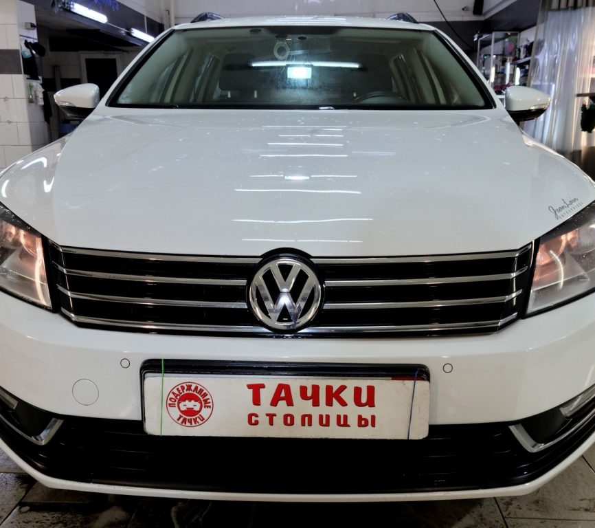 Volkswagen Passat B7 2012