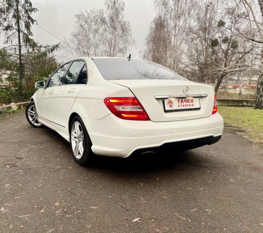 Mercedes-Benz C-Class 2012