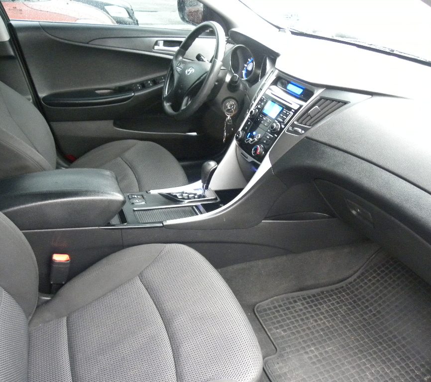 Hyundai Sonata 2010