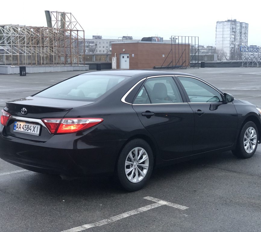 Toyota Camry 2016