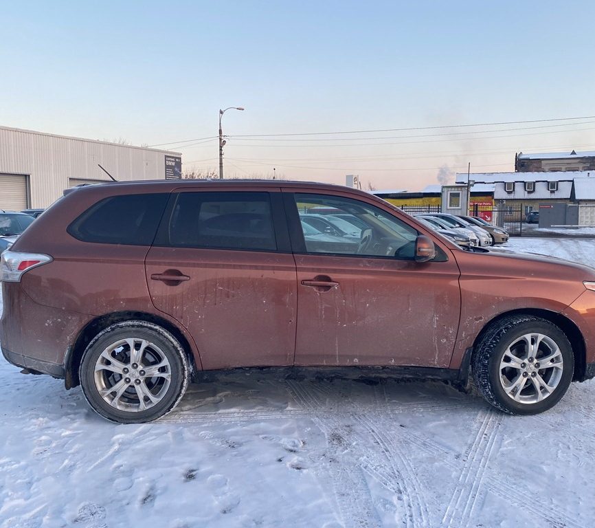 Mitsubishi Outlander 2013