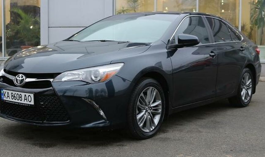 Toyota Camry 2017