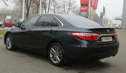 Toyota Camry 2017