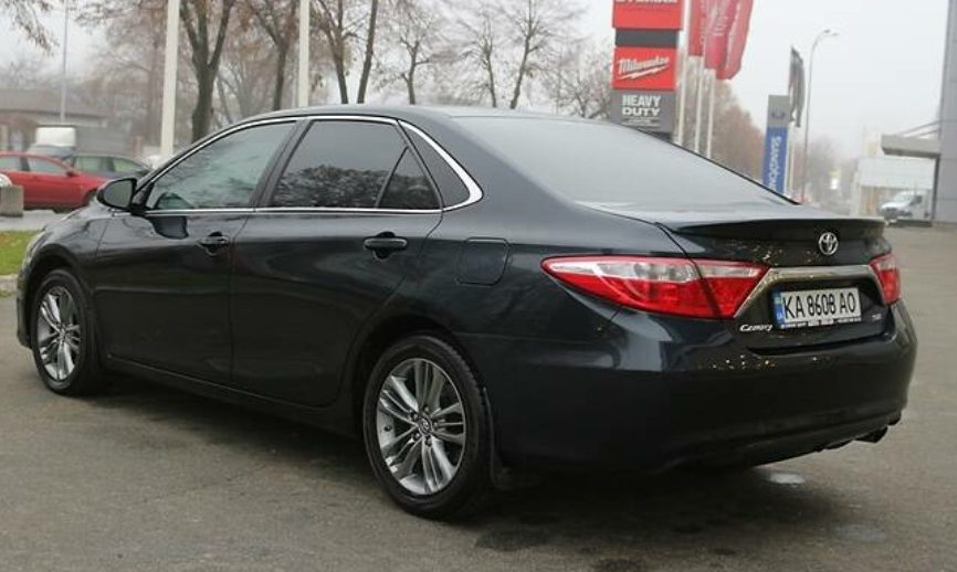 Toyota Camry 2017