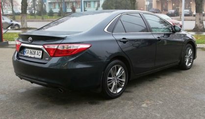 Toyota Camry 2017