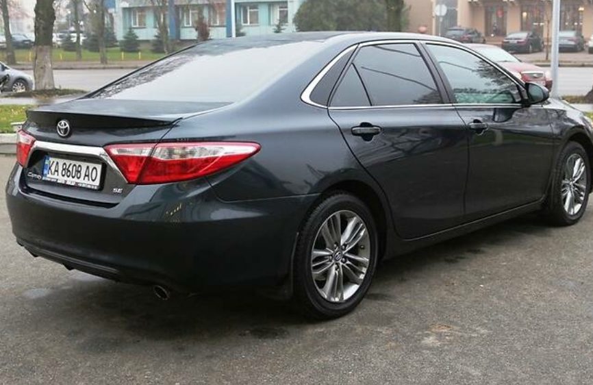 Toyota Camry 2017