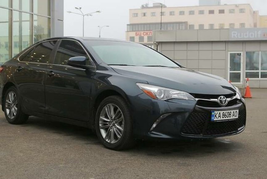 Toyota Camry 2017