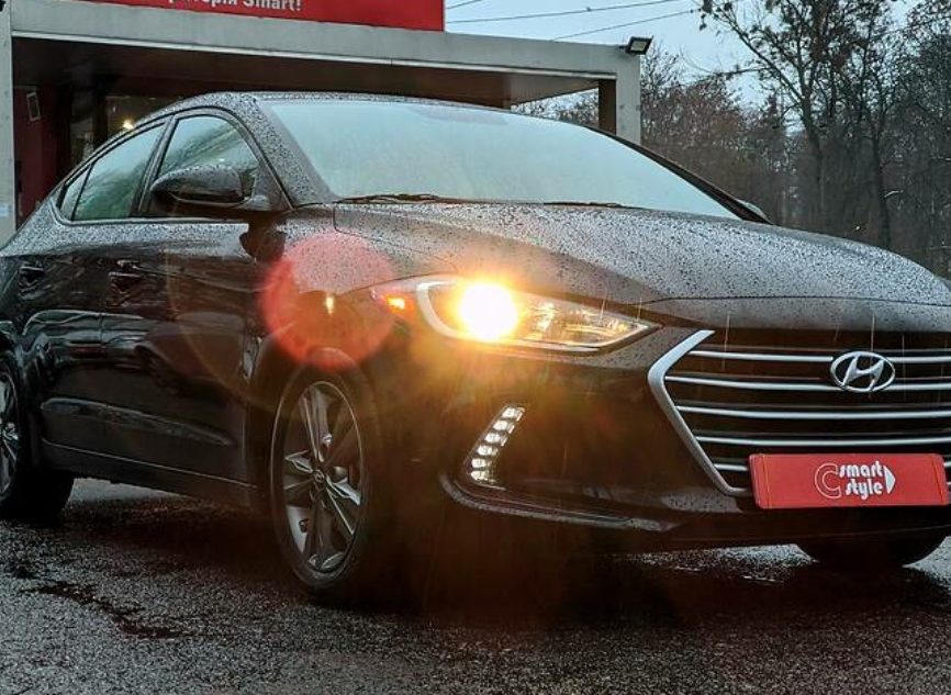 Hyundai Elantra 2016