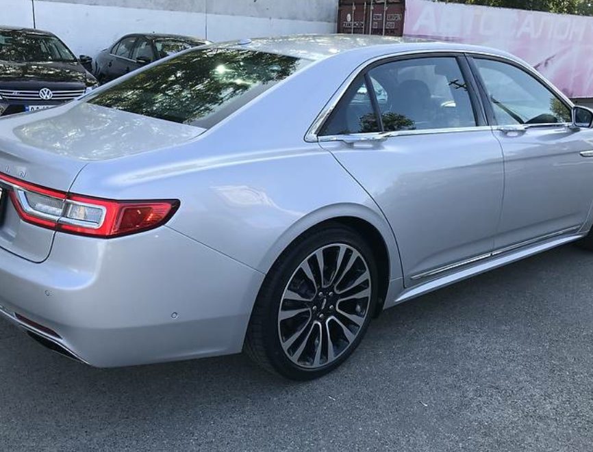 Lincoln Continental 2017